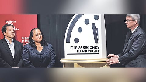 Doomsday clock