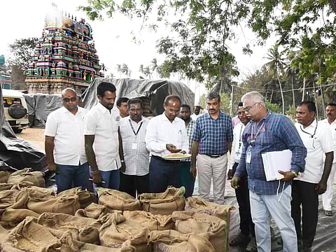 Tamil Nadu: Shocked by Centre's order to withdraw State MSP amount, farmers plan protest