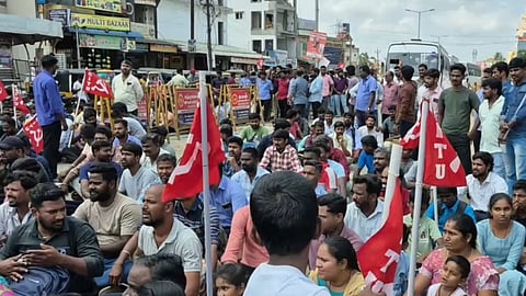 Chennai: Over 500 Samsung workers, kin detained for march to Secretariat