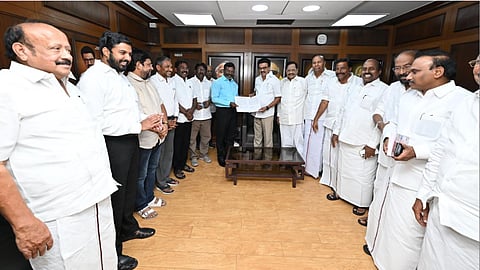 VCK president Thol Thirumavalavan signing the seat deal with DMK chier MK Stalin at Anna Arivalayam on March 24