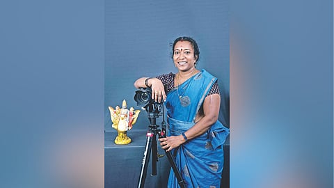 Rekha Vijayashankar, Librarian-photographer