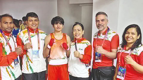 Meenakshi, Jaismine power Indian women to glory