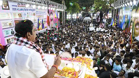 2026 TN elections | Incumbent basking in AIADMK's glories, claims EPS