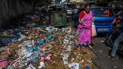 Letting out sewage into canals and overflowing garbage
are some of the issues flagged