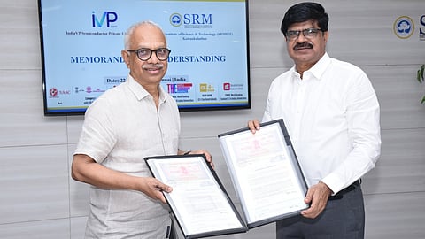 Raja Manikam and Prof C Muthamizhchelvan