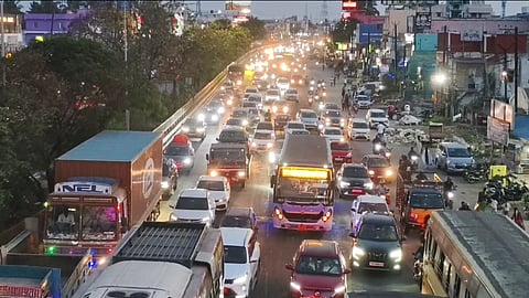 Heavy traffic on Trichy-Chennai Highway