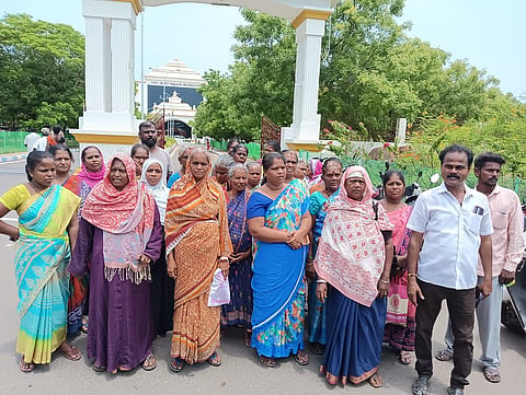 Residents from Palakkarai, Pasumadam and Kajapettai at the Tiruchy Collectorate on Monday