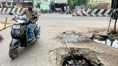 Manhole on Vigneshwara Nagar Main Road
