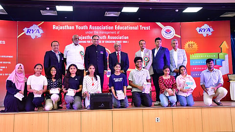 Vikas Mardia, secretary RYA; Ashokji Mundra, secretary, DG Vaisnav College; Vivek Bomb, president, RYA; Minister GL Gnanatheva (Commerce), Deputy High Commission of Sri Lanka to South India; Rajesh Surana, Founder-CEO, Med Code Service Inc; Bipin Jain, chairman, Boo Bank, Gouthamchand Jain, former chairman, book bank, and students