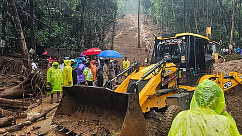 The road between Kattappana and Vazhavara was blocked following a landslide, while rising water levels in the Chottupara stream at Vandiperiyar led to waterlogging on National Highway 183