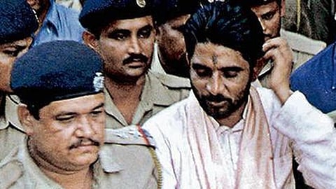 Graham Staines murder case: Rejected convict Dara Singh's remission plea, Odisha tells SC