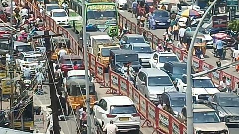 Kancheepuram traffic grinds to a halt for over five hours