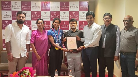 (L-R): Nehpal Singh Rathore, coach, Chitra Sivakumar, Timelinks' managing partner, Vithya Ramraj, Asian Gold medalist, Aditya, Tanishq Jegan - ABM, Tanishq Marketing Head, Sivakumar, Found & Chairman of Timelinks, TR Arasu, President, Timelinks