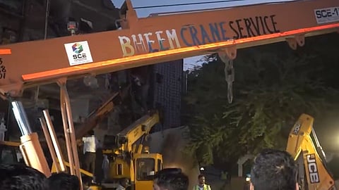 Seemapuri building collapse