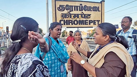 Passengers arguing with Railway officials at Chromepet station over lack of proper subway connectivity
