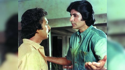 Still from Geraftaar starring Kamal Haasan and Amitabh Bachchan