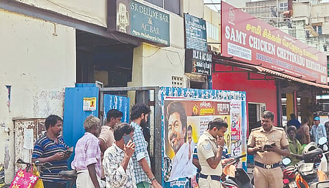 The Tasmac shop no. 898, at No. 537, LB Road in Tiruvanmiyur