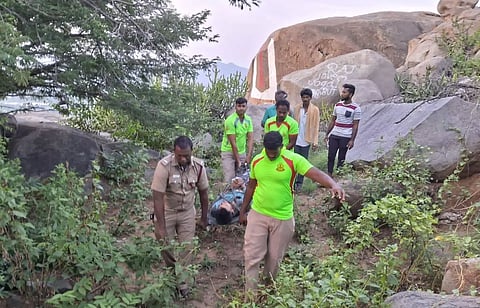 25-yr-old migrant taking selfie falls off hillock in Krishnagiri, rescued
