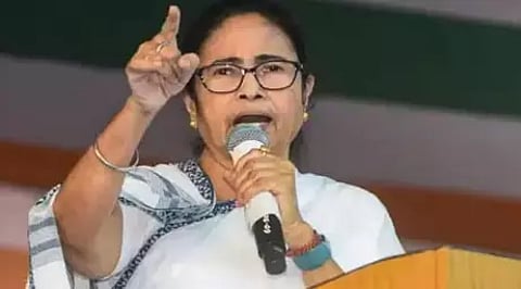  Mamata Banerjee 