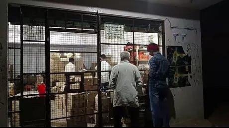 The Tasmac outlet involved in controversy at Veerakamodu, Tirupattur district