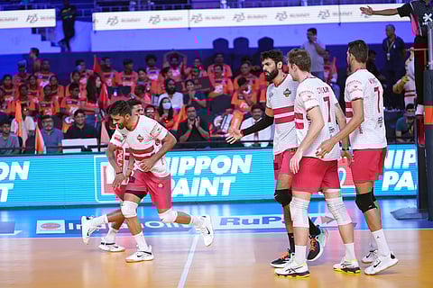 Kolkata Thunderbolts players celebrate after scoring a point
