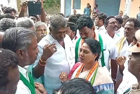Mayiladuthurai Congress candidate R Sudha speaks to sugarcane farmers on Saturday