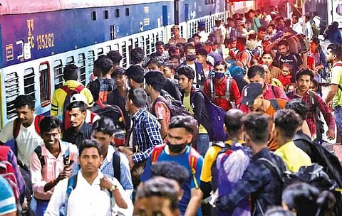 Five members from the state associations from where more migrant workers are working in the state will be part of the committee.