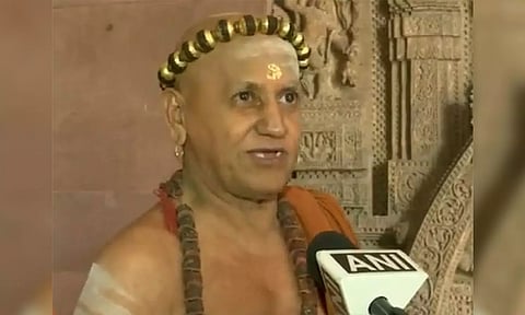  Head priest of Madurai Adheenam