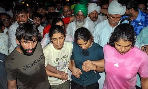 UWW condemns detention of wrestlers, threatens to ban WFI if polls not held