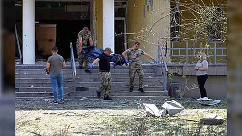 Three killed in Russian strike on Kyiv (Source: Reuters Pictures)