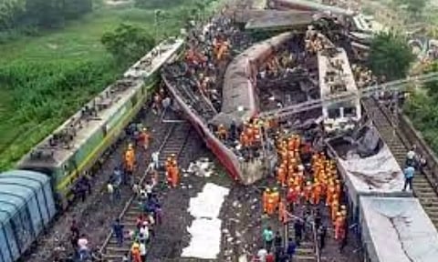 Coromandel Express crashed (File image) 