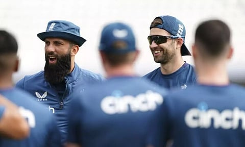 Fast bowler Tongue replaces spinner Ali in England side for 2nd Ashes test