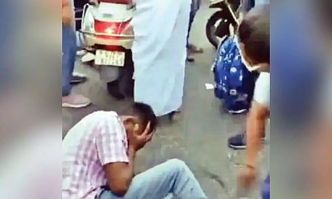 Girls beat up abuser, incident given communal tint