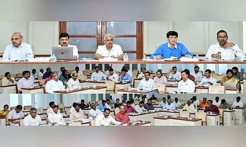 Meeting convened to discuss preparedness ahead of Northeast monsoon. Twitter - @Chennaicorp