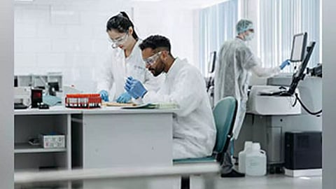 'Bilateral total knee arthroplasty linked to rise in complication rates'