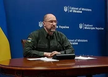 Ukraine urges EU to ensure food exports despite Poland's objection