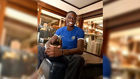 Chelsea sign teenage midfielder Lesley Ugochukwu on seven-year contract