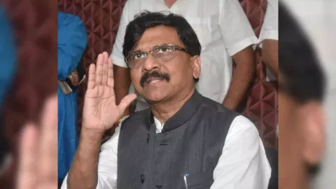 Sanjay Raut (Photo: IANS)