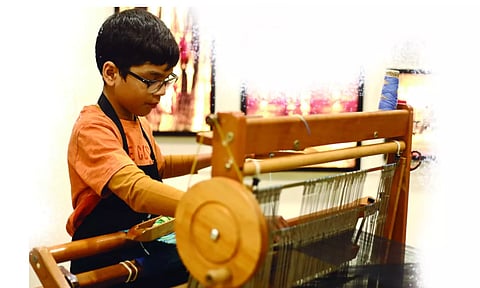 From the weaving workshop hosted by Shuttles & Needles.