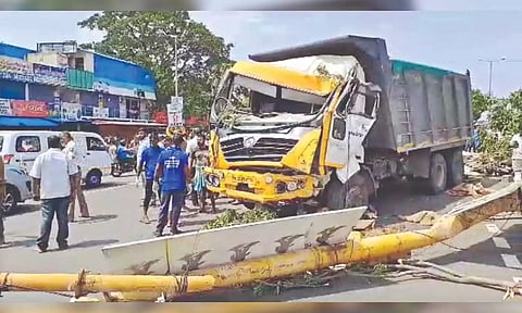 Lorry at the accident site.