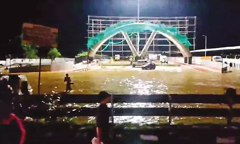 Screen grab of flooded Kilambakkam bus terminus