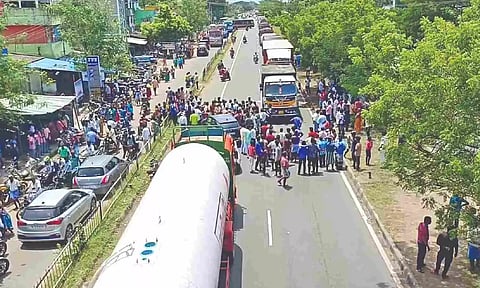 Villagers blocked the national highway on Saturday demanding immediate construction of a footover bridge as the spot has been witnessing frequent fatal accidents. 