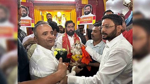  Eknath Shinde visited the Ganeshotsav Mandal in Lal Chowk (Photo/IANS)