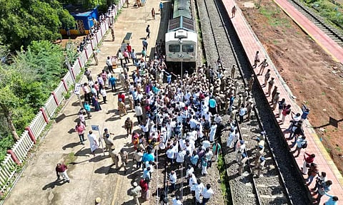 A Rameswaram-bound train was blocked for about 10 minutes
