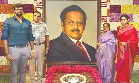 On the occasion of the 88th birth anniversary of late Padmashri Dr P Sivanthi Aditanar, floral tributes were paid by his son S Balasubramanian Adityan, Chairman, Daily Thanthi group; grandson B Sivanthi Adityan, Director, Daily Thanthi group; Malathi Sivanthi Aditanar; and Anitha Kumaran