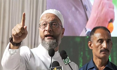  All India Majlis-E-Ittehadul Muslimeen (AIMIM) chief Asaduddin Owaisi 
