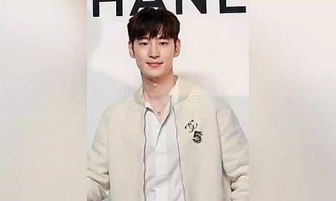 Lee Je Hoon hospitalised due to Ischemic colitis