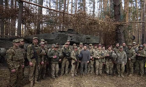 Ukrainian President Volodymyr Zelenskyy with the Ukrainian soldiers