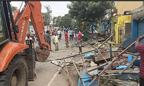 Tambaram Corporation removing the encroachments 