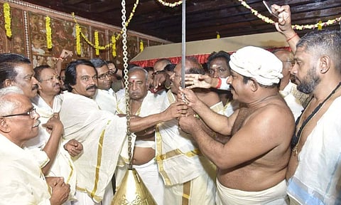 Mano Thangaraj handing over Travancore king’s sword at Padmanabhapuram Palace in Kanniyakumari